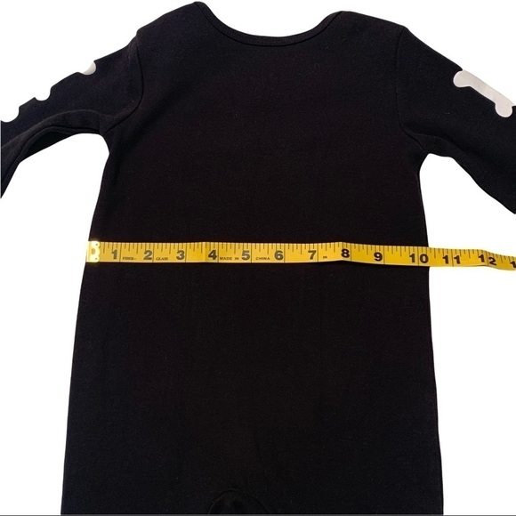 Halloween Skeleton onesie size 12 month - Picture 7 of 9